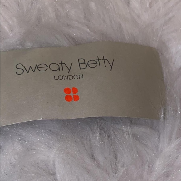 Sweaty Betty Pomelo Green Stamina Longline Workout Bra - Picture 6 of 11